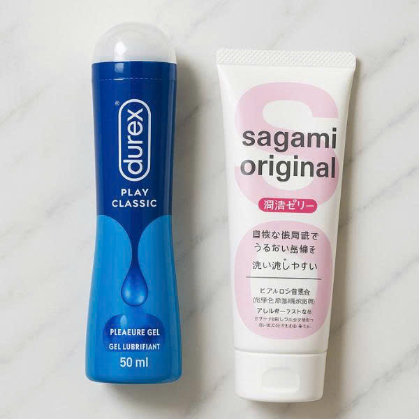 Các sản phẩm gel bôi trơn gốc nước chính hãng từ những thương hiệu uy tín như Durex, Sagami đang được bán tại Sinhlynamnu.vn.